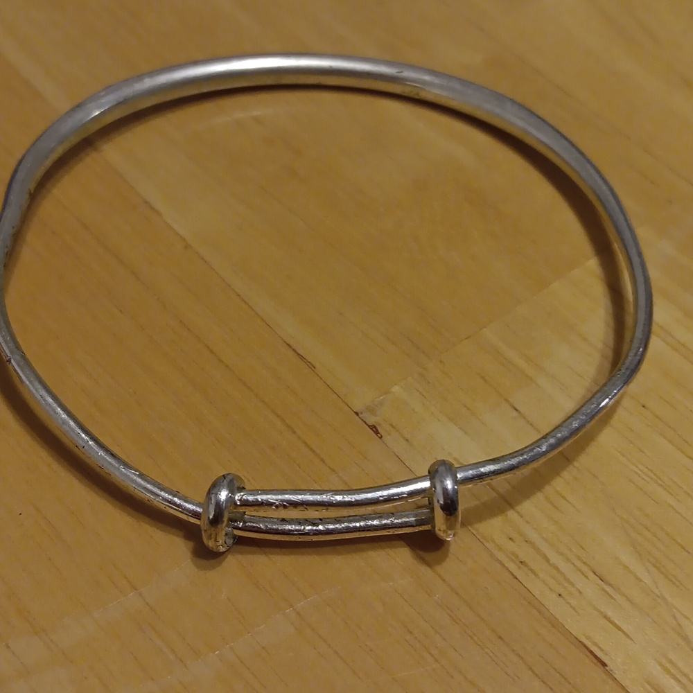 Set of 2 Bracelets